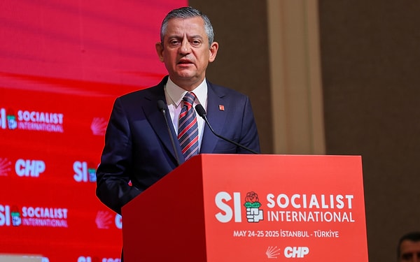 Özgür Özel'de "millete güveniyorum" tepkisi.