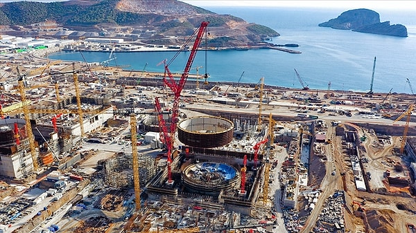 Rosatom tarafından yapılan Akkuyu Nükleer Güç santrali henüz tamamlanmadan satış ile gündemde.