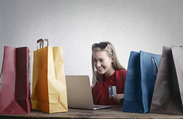 Nedir Bu Sosyal Ticaret ve Live Commerce?