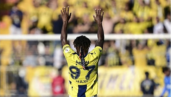 Fenerbahçe'de Allan Saint-Maximin şoku yaşanıyor.