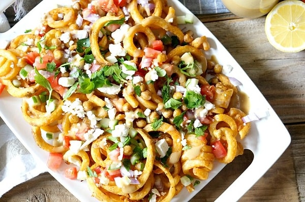5. Kıvrımlı Patates Salatası ve Kinoalo Sebze Köfte