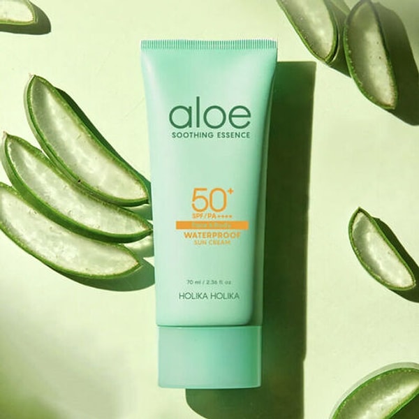 8. Holika Aloe Waterproof SPF50+ Sun Cream