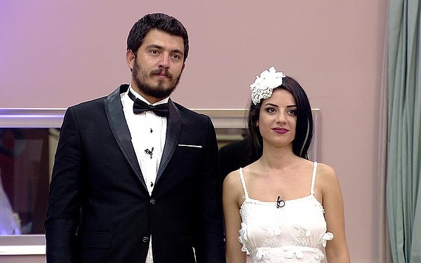 Bir dönemin efsane evlilik programı Kısmetse Olur'un ilk sezonunda Nur ve Batuhan çifti evlenmişti.