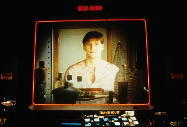 3. The Truman Show (1998)