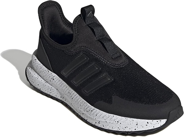 Adidas’ın konforuna bir kez adım attığınızda vazgeçemeyeceksiniz!