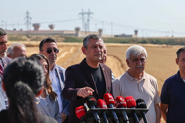 Özgür Özel, Öcalan'ın yayınladığı videoya dair sorulan soruyu yanıtladı.