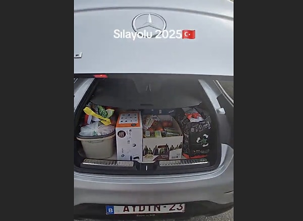 Bir gurbetçi ise aracını erzakla doldurdu.