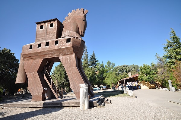 Historical Layers and Archaeological Significance of Troy