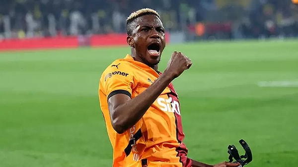 Galatasaray’ın uzun süredir transferi için uğraştığı Victor Osimhen konusunda İtalya’dan sürpriz bir iddia geldi.