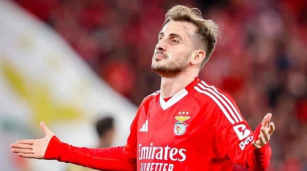 Türk futbolunun parlaya yıldızlarından Kerem Aktürkoğlu, geçtiğimiz aylarda hayatını Ceren Azak'la birleştirmişti.