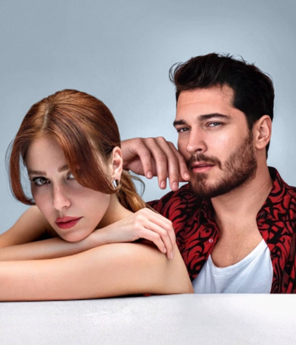 Yıllar sonra sinema perdesine güçlü bir dönüş yapmaya hazırlanan Çağatay Ulusoy, “Uyuyan Adam” filmiyle izleyicinin karşısına çıkmaya hazırlanıyor.