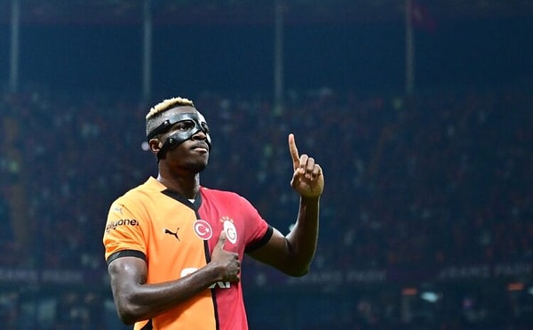 Osimhen: Galatasaray’dan başka yerde oynamam.
