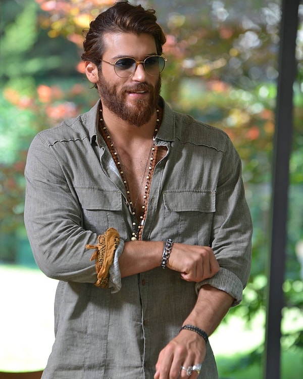 Hayatımıza Erkenci Kuş dizisiyle girip adını altın harflerle yazdıran Can Yaman'ı mutlaka tanıyorsunuzdur.