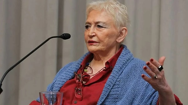 Pınar Kür'ün Eserleri