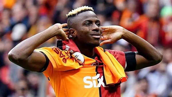 Osimhen’in transferi için son Şampiyonlar Ligi şampiyonu PSG’nin de devreye girebileceği iddia edildi.