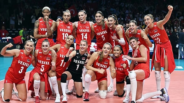 Millet Ligi'ndeki yoğun takvimin ardından gözler FIVB Kadınlar Dünya Voleybol Şampiyonası'na çevrildi. Filenin Sultanları'nın aday kadrosu da açıklandı.