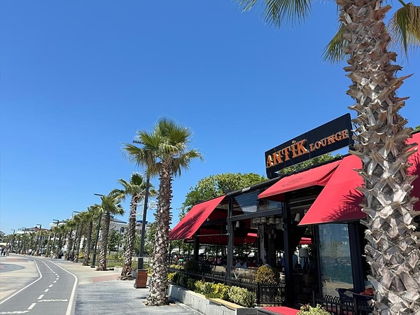 6. Antik Lounge Restaurant