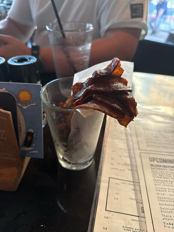 9. Bardakta bacon
