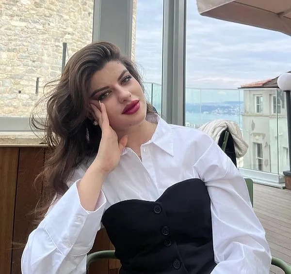 Korkunç şekilde hayatını kaybeden Ayşe Tokyaz cinayeti Türkiye’nin gündeminde.