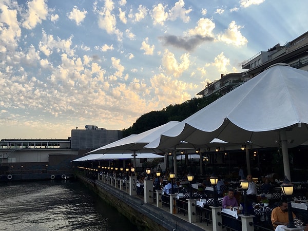 Eating and Drinking in Kadıköy
