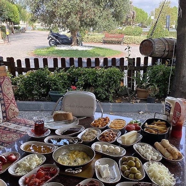 8. Diyarbakır Yöre Evi