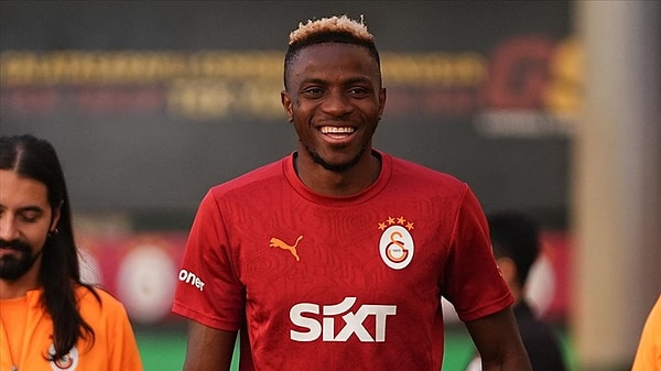 Nijeryalı golcü Victor Osimhen, Galatasaray’ın geçtiğimiz sezonki şampiyonluğunda en büyük pay sahiplerinden biri olmuştu.