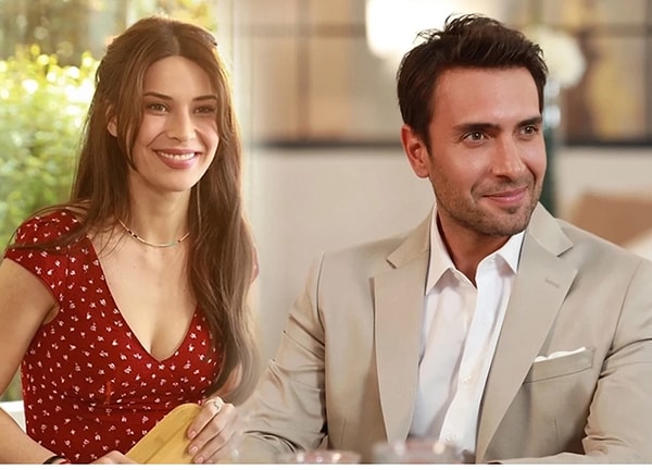 Yaz ekranlarının yeni gözdesi olması beklenen “Çift Kişilik Oda”, daha rüzgarını tam alamadan yolun sonuna geldi!