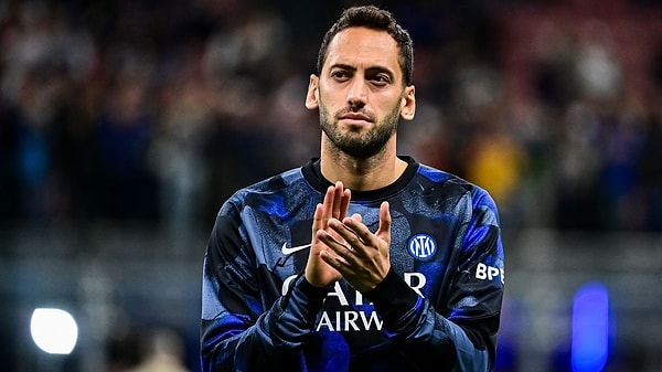 Adı Galatasaray'la anılan Hakan Çalhanoğlu'nun transferi gerçekleşmedi.