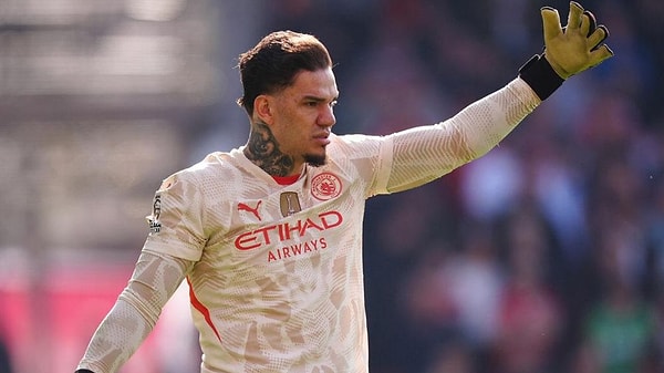 Duyurduğu transferlerle dikkat çeken dünyaca ünlü isim Fabrizio Romano ise farklı bir bilgi aktardı.