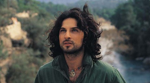 Tarkan'ın çocukluğu Almanya'da geçti ve küçükken ilginç bir işi vardı...