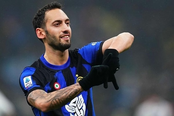 İtalyan basını Fenerbahçe'nin teklifini ve Inter'in beklentisini de yazmıştı.