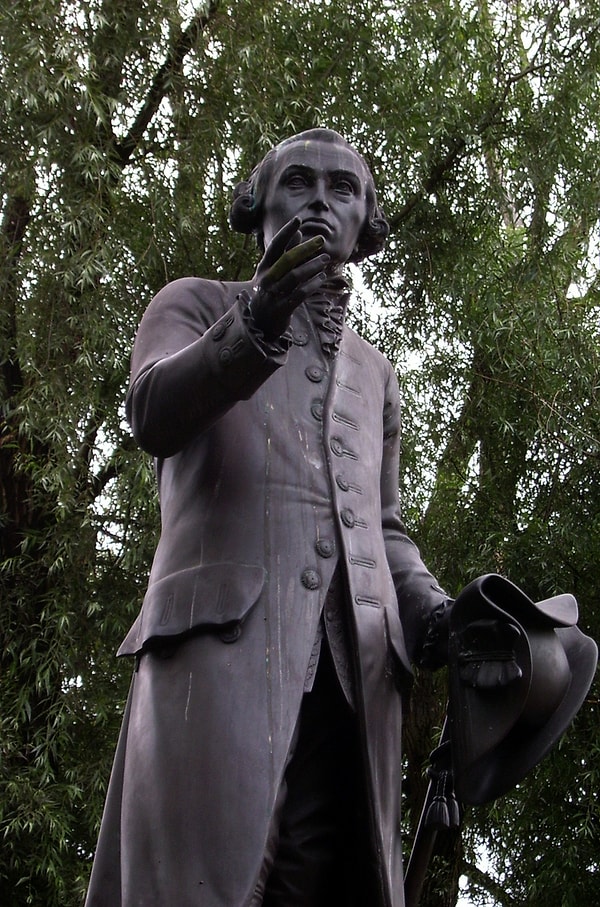 Kant: İnsan Amaçtır, Araç Değil
