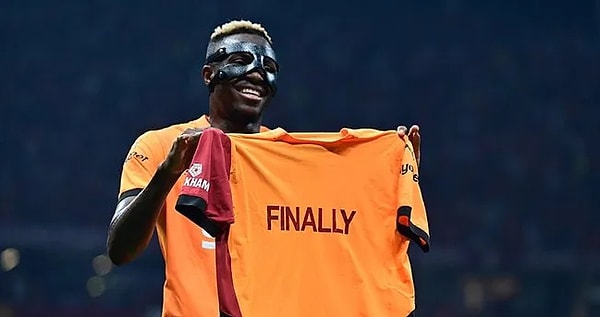 Galatasaray, Victor Osimhen’in 75 milyon euro olan serbest kalma maddesini ödemeyi kabul etti.