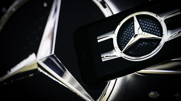 Otomobil devi Mercedes'ten binlerce otomobili için karar.