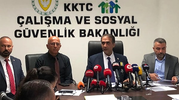 Kuzey Kıbrıs Türk Cumhuriyet’inde Asgari Ücret Tespit Komisyonu bugün 3’üncü kez bir araya geldi ve ara zam kararı alındı.