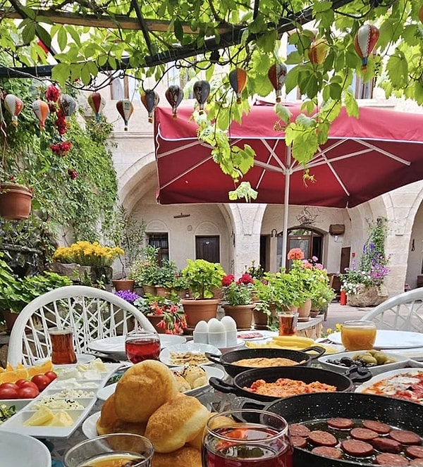 3. Safran Terrace Restaurant
