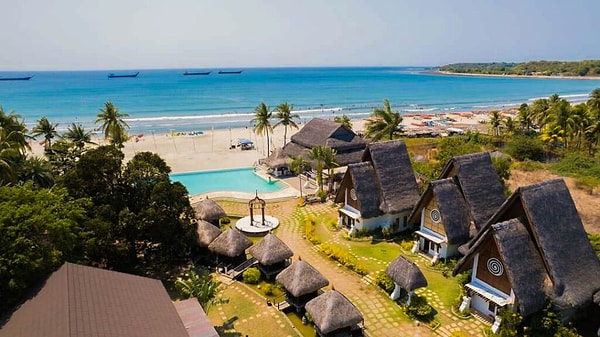 10. Playa Tropical