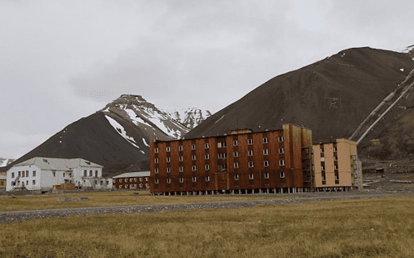 Bu harita anomalisini ilk fark eden kişi, Edge Hill Üniversitesi’nde görev yapan Mike Nolan oldu.