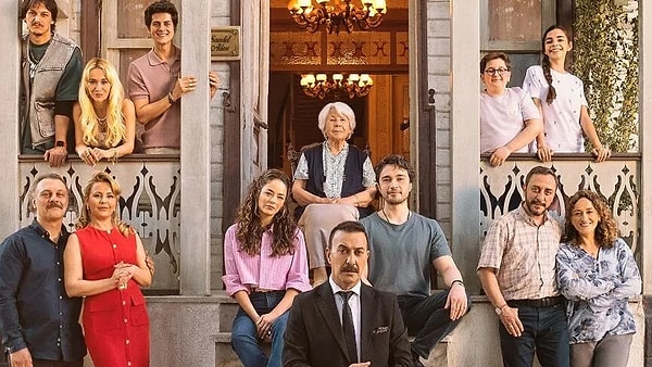 ATV'nin yaz sezonu için hazırladığı Aile Saadeti, ekran yolculuğuna devam ediyor.
