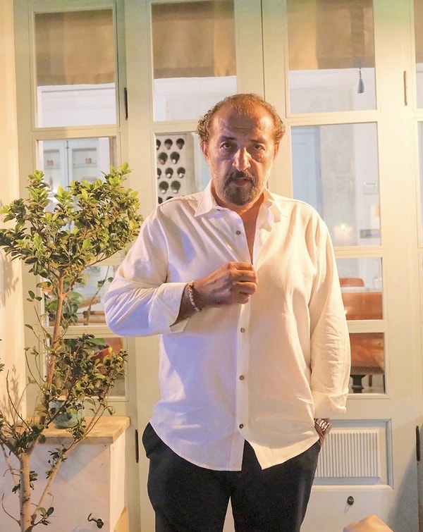 MasterChef Türkiye ile ekranların en çok konuşulan isimlerinden biri haline gelen Mehmet Yalçınkaya'yı mutlaka tanıyorsunuzdur.