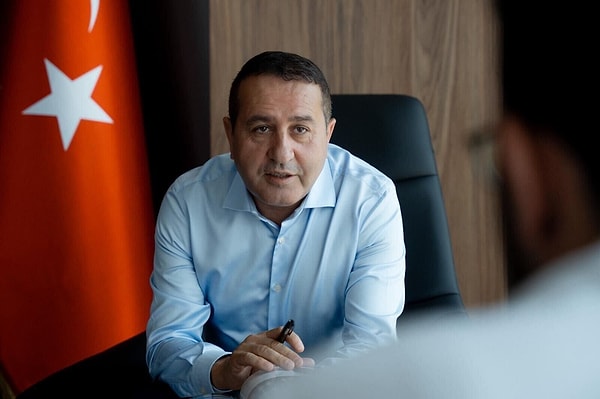 İş İnsanı Fesih Zeki Mert, "Terörsüz Türkiye ekonomiyi nasıl etkileyecek?" sorusunu yanıtladı.