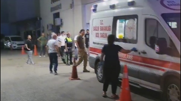 2 asker şehit oldu. Gündüz saatlerinde sıcak havada spor yaptıkları, akşam ise rahatsızlandıkları ileri sürüldü.