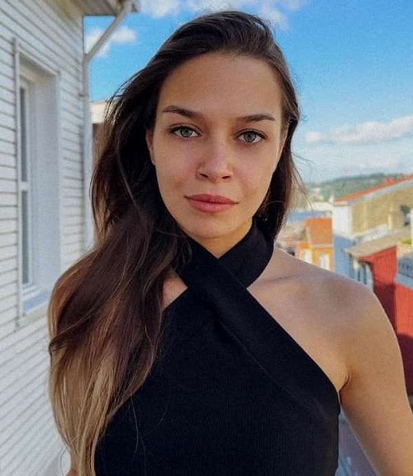 Diziye dahil olan yeni oyuncu ise Zeynep Yüce oldu.