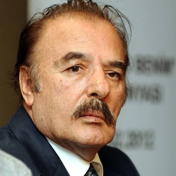 Ve sonuç: 1.3 milyon kaset satışıyla rekor, tüm müzik listelerinde birincilik, 32. Gün programında Mehmet Ali Birand’ın bile radarına giren bir başarı.