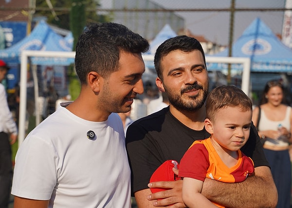 Ali Asaf da destek için oradaydı.