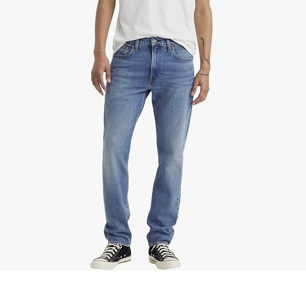 Bugün Amazon’da indirime giren Levi’s 502 Taper Jeans, klasik kesimi ve Levi’s kalitesiyle gardıropların vazgeçilmezi olmaya aday!