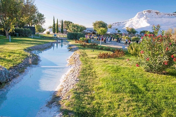 8. Mount Honaz National Park