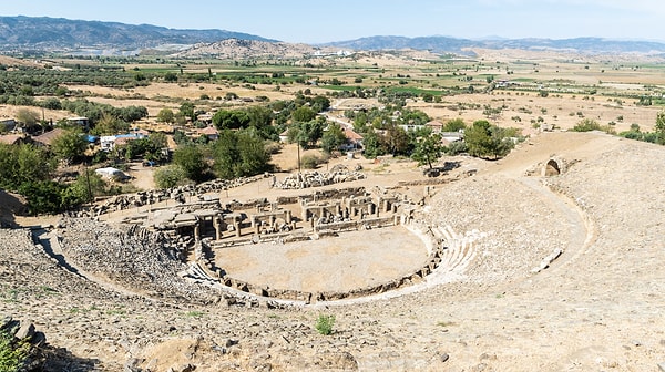 Alabanda Ancient City – A Mythological City in the Footsteps of Races