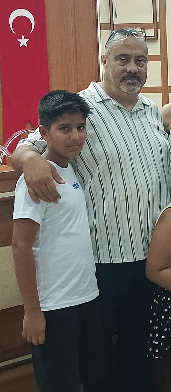 Eyüp Can'ın okul masrafları için çalıştığı baba şu sözleri söyledi.