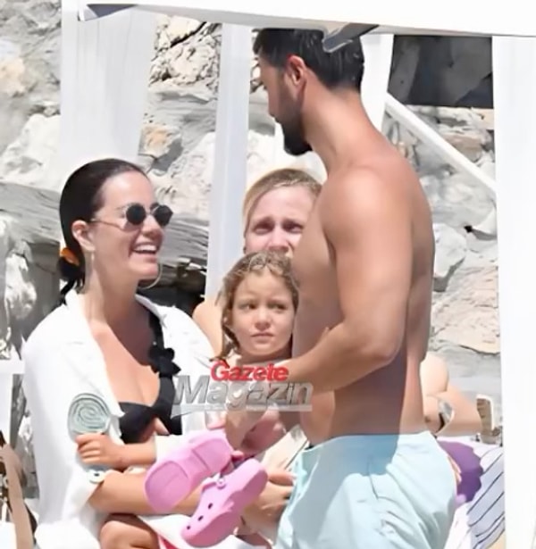 Gazetemagazin'den Umut Enver'in kamerasına kızları Alin ve Lina ile tatil yaparken yakalanan ikili yine tüm dikkatleri üzerine çekti.